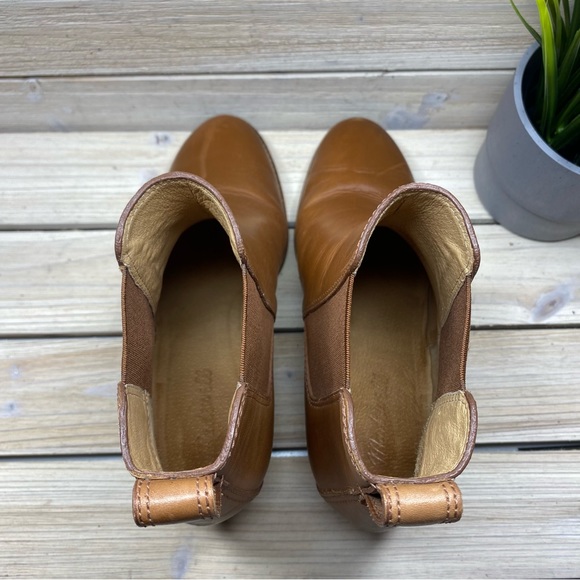 Madewell “The Regan Boot” - Size: 8.5 - Picture 4 of 8